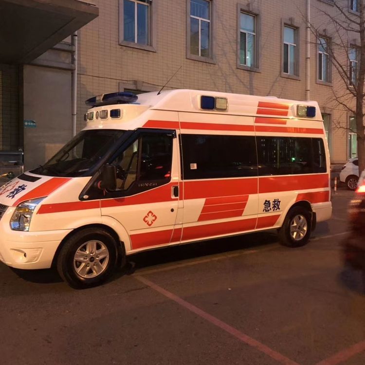 老河口夜间租赁救护车护送病人转院：安全转运的 8 大核心注意事项